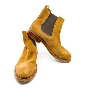 Söfft Suede Brown Boots Size 7M Stylish Comfortable and Affordable Leather Upper